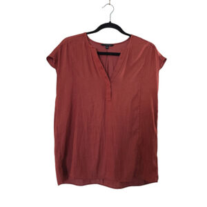 Banana Republic Maroon Color Shirt Women's Size Small Blouse
